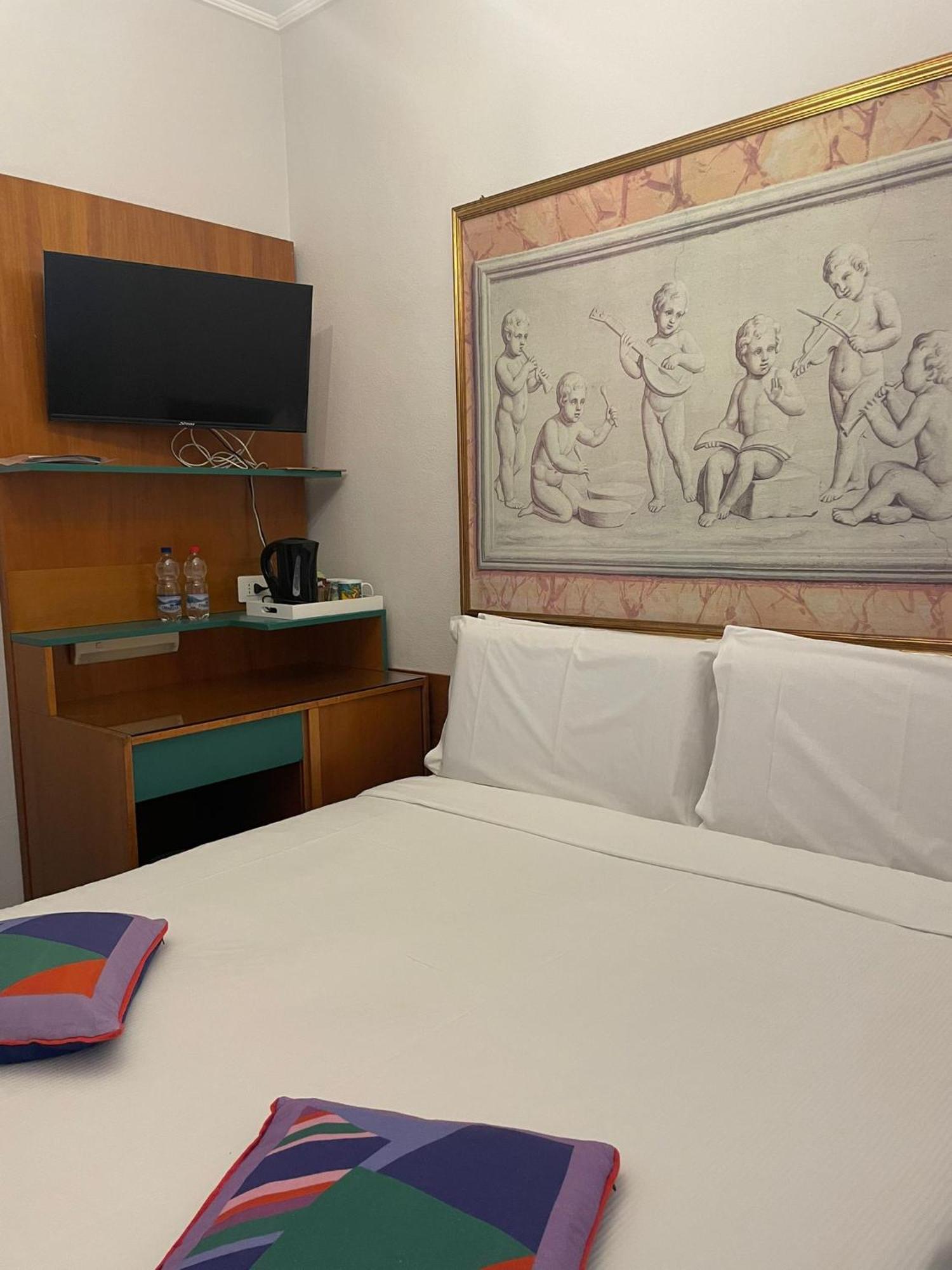 Hotel La Bussola Cittiglio Eksteriør billede