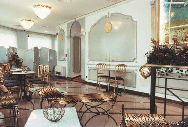 Hotel La Bussola Cittiglio Eksteriør billede